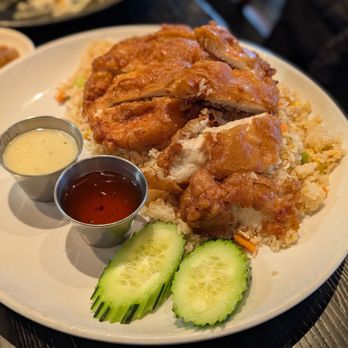 Buddha Thai Bistro - Crispy citrus Chicken Friend Rice - Thai Near Me - Vacaville, California Buddha Thai Bistro - Crispy citrus Chicken Friend Rice - Thai Near Me - Vacaville, California