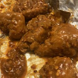 Rockhouse On The River - Hot boneless buffalo wings after a thirty minute ride home.  Highly recommend!