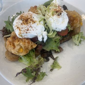 Fig & Ginger - Crispy corn fritters (under sandwiches) - Breakfast & Brunch Near Me - Honolulu, Hawaii