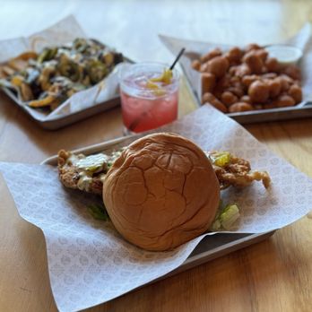 4 Hands Brewing - Spicy fish sandwich, brisket nachos, and buffalo cauliflower - Breweries Near Me - Saint Louis, Missouri