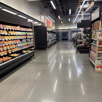 Target - Department Stores Near Me - Jurupa Valley, California