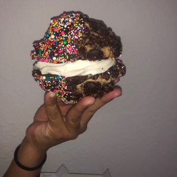 Gideon's Bakehouse - Bakeries Near Me - Orlando, Florida
