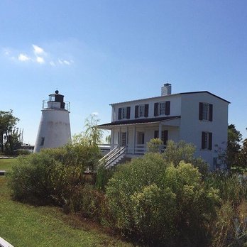Piney Point Lighthouse Museum & Historic Park - Museums Near Me - Piney Point, Maryland