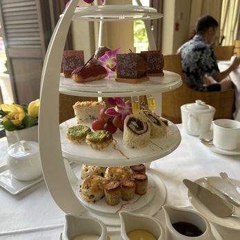 Halekulani Afternoon Tea - Pastries - Tea Rooms Near Me - Honolulu, Hawaii Halekulani Afternoon Tea - Pastries - Tea Rooms Near Me - Honolulu, Hawaii