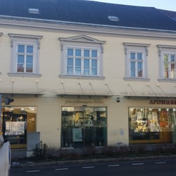 Kreisapotheke Zum schwarzen Adler Mag. Richard Kwizda - Haupteingang
