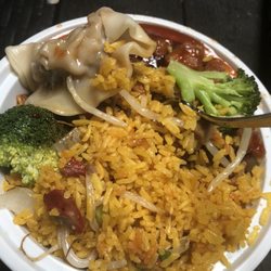 Fu Lay Chinese Restaurant - General Tso, dumpling and yellow pork fried rice