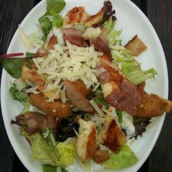 Gurn's Milestone Bar & Lounge - Ceasar's Salad