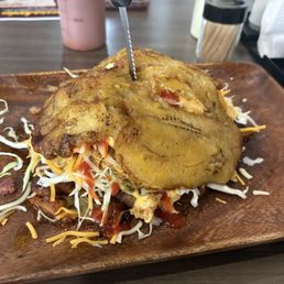 The Patacon with yellow plantain and chicken. The Patacon with yellow plantain and chicken.