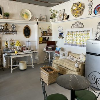 The Little Lemon Shop - a kitchen and dining area - Desserts Near Me - Evant, Texas The Little Lemon Shop - a kitchen and dining area - Desserts Near Me - Evant, Texas