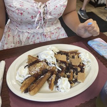 Toast and Roast Cafe - French toast graham crackers - Diners Near Me - Niagara Falls, New York Toast and Roast Cafe - French toast graham crackers - Diners Near Me - Niagara Falls, New York