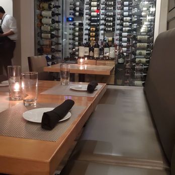 Bnapoli Italian - Inside - Italian Near Me - West Springfield, Massachusetts Bnapoli Italian - Inside - Italian Near Me - West Springfield, Massachusetts