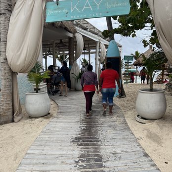 Kay Beach Club - Restaurants Near Me - Akumal, ROO