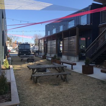 Parsons North Brewing - Side patio area - Breweries Near Me - Columbus, Ohio Parsons North Brewing - Side patio area - Breweries Near Me - Columbus, Ohio
