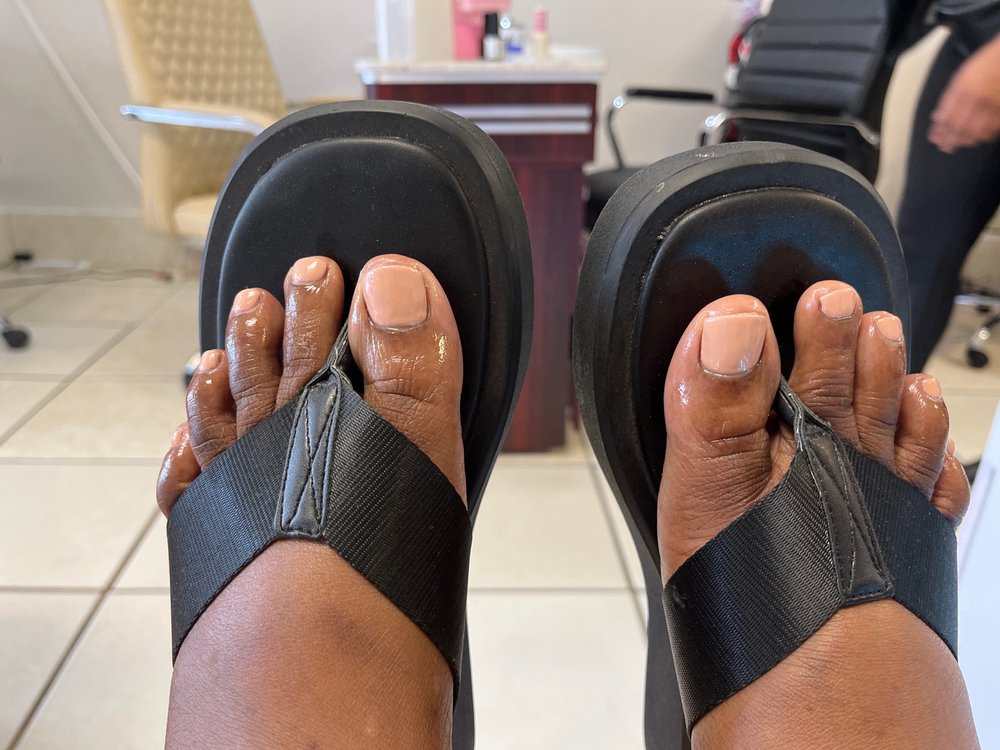 HONEY DIPP NAILS Updated September 2024 48 Photos & 28 Reviews