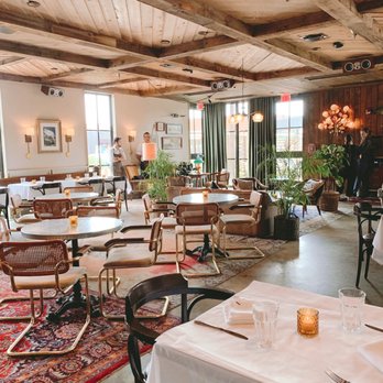 La Lucha - Dinner Area - Seafood Near Me - Houston, Texas La Lucha - Dinner Area - Seafood Near Me - Houston, Texas