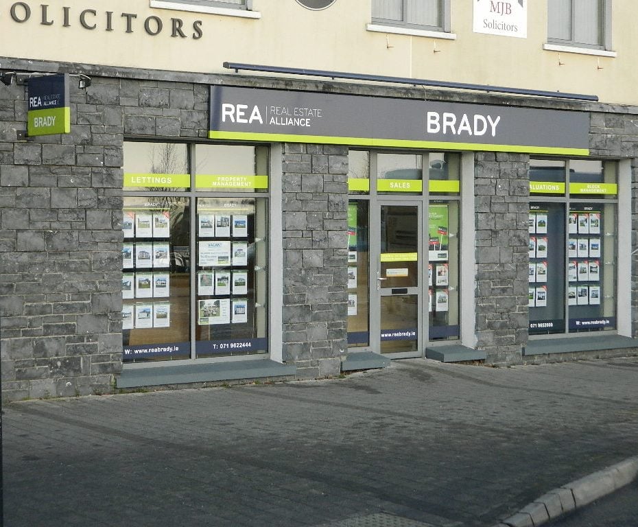 REA BRADY Contact Agent 1 Castlequay House, Carrick On Shannon, Co. Leitrim, Republic of