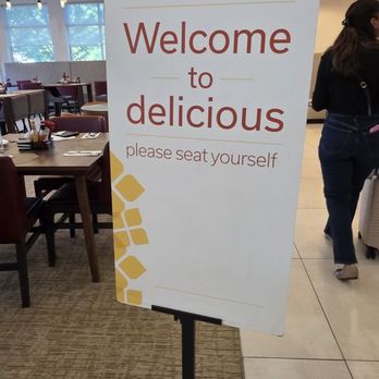 The Garden Grille & Bar - Breakfast & Brunch Near Me - Warwick, Rhode Island