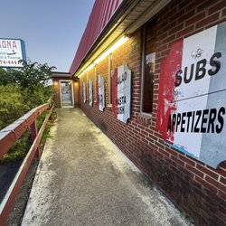 Veronas Pizza - Exterior