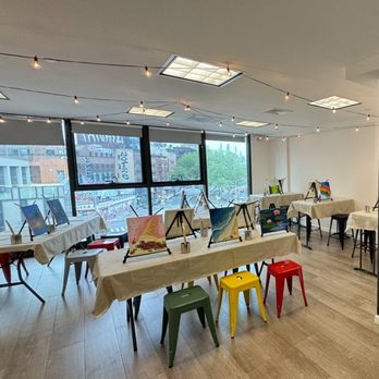 Paint Blossom - Studio - Paint & Sip Near Me - New York, New York Paint Blossom - Studio - Paint & Sip Near Me - New York, New York