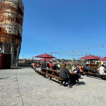 Kulshan Trackside Beer Garden - So much seating in the beer garden - Breweries Near Me - Bellingham, Washington Kulshan Trackside Beer Garden - So much seating in the beer garden - Breweries Near Me - Bellingham, Washington