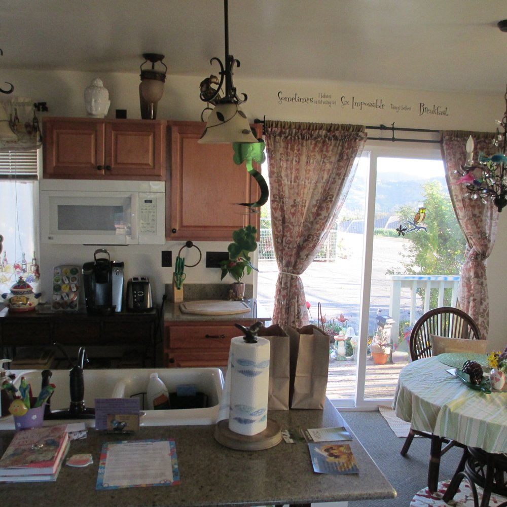 The Best Nest - Bed & Breakfast Near Me - Atascadero, California