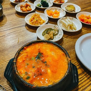 Hosoonyi Korean Restaurant - Soft tofu soup (soondooboo jjigae) - Korean Near Me - Edmonds, Washington Hosoonyi Korean Restaurant - Soft tofu soup (soondooboo jjigae) - Korean Near Me - Edmonds, Washington