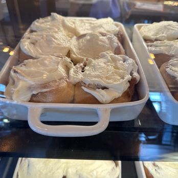 MoJoe's - Giant cinnamon buns - Coffee & Tea Near Me - Roseville, California MoJoe's - Giant cinnamon buns - Coffee & Tea Near Me - Roseville, California