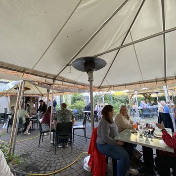 Mama Carolla's - Outdoor seating - Italian Near Me - Indianapolis, Indiana Mama Carolla's - Outdoor seating - Italian Near Me - Indianapolis, Indiana