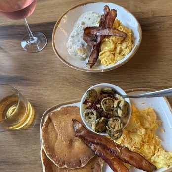 Brunches - cranberry mimosa, biscuits & gravy, apple juice, and classic breakfast with the jalapeno grits - Breakfast & Brunch Near Me - Carolina Beach, North Carolina Brunches - cranberry mimosa, biscuits & gravy, apple juice, and classic breakfast with the jalapeno grits - Breakfast & Brunch Near Me - Carolina Beach, North Carolina