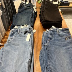 Aritzia - Popular ladies Blue jeans Only at Artizia