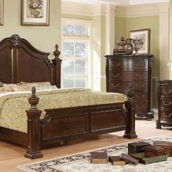 Ayla Furniture and Décor - Wooden Bedroom Set