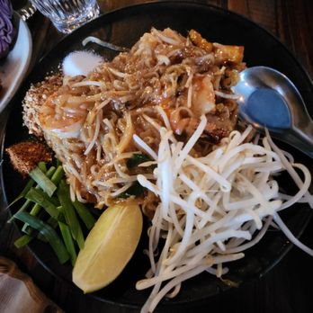Tee Sud Thai Rustic and Bar - Prawn Phad Thai - Bars Near Me - Snohomish, Washington Tee Sud Thai Rustic and Bar - Prawn Phad Thai - Bars Near Me - Snohomish, Washington