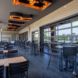 Aspire Brewing - Outdoor seating