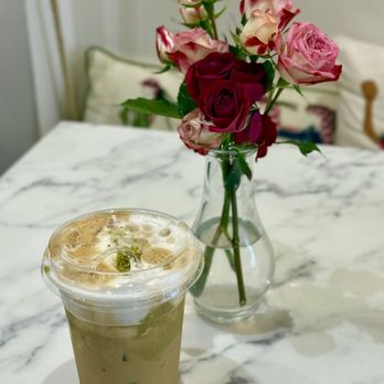 LeVant Dessert - Pistachio latte - Desserts Near Me - Menlo Park, California