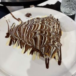 Melt N Dip Crepe