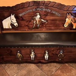 Hacienda Jalisco - Entry bench