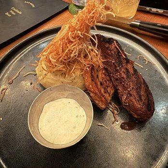 Earls Kitchen + Bar - Steak Frites (4oz) - New American Near Me - Bellevue, Washington Earls Kitchen + Bar - Steak Frites (4oz) - New American Near Me - Bellevue, Washington