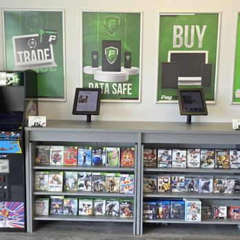 Paymore - Electronics Near Me - San Diego, California