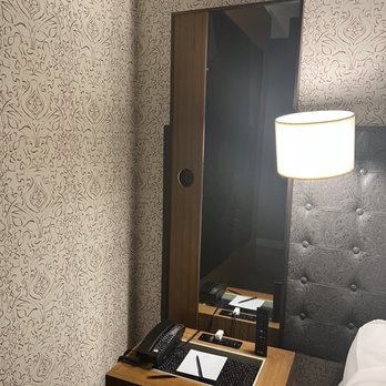 Hotel Chicago Downtown, Autograph Collection - What my room looks like - Hotels Near Me - Chicago, Illinois