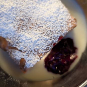 Café Schwarzenberg - Vienna /Wien apple strudel - Cafes Near Me - Vienna, 9 Café Schwarzenberg - Vienna /Wien apple strudel - Cafes Near Me - Vienna, 9