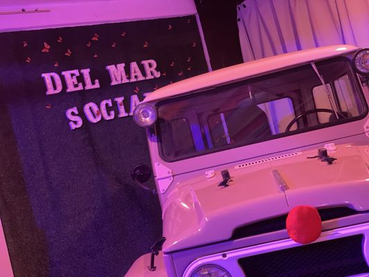 Del Mar Social by null