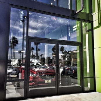 Z's Window Cleaning - Commercial window cleaning - Window Washing Near Me - Corona, California Z's Window Cleaning - Commercial window cleaning - Window Washing Near Me - Corona, California