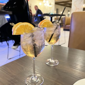 Ithaki Mediterranean Restaurant - Citrus white sangria - Mediterranean Near Me - Peabody, Massachusetts