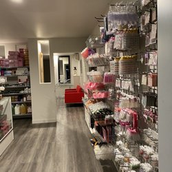 X'sus Nail and Supply - Retail