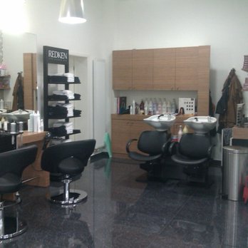 Kapsalon Zurenborg - Hair Salons Near Me - Antwerp, VAN