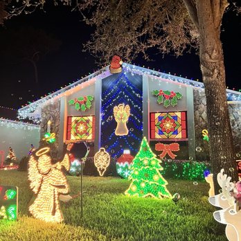 Indian Trails Christmas Lights - Local Flavor Near Me - Palm Harbor, Florida Indian Trails Christmas Lights - Local Flavor Near Me - Palm Harbor, Florida