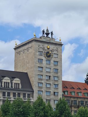 Krochhochhaus by null
