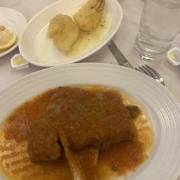 Lamb in tomato sauce