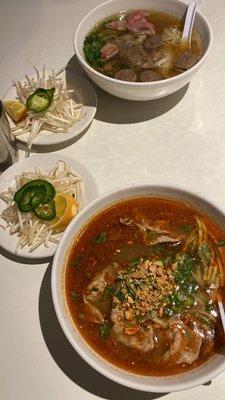 Ly's Vietnamese Cuisine by null