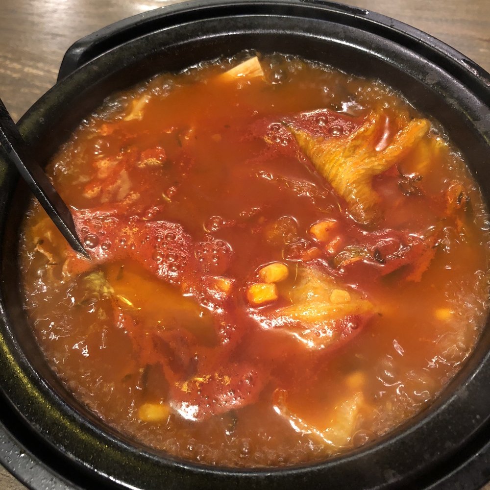 Shi Miao Dao - Flushing - Beef Flank with Tomato Rice Noodle 番茄牛腩米線 - Noodles Near Me - Flushing, New York Shi Miao Dao - Flushing - Beef Flank with Tomato Rice Noodle 番茄牛腩米線 - Noodles Near Me - Flushing, New York